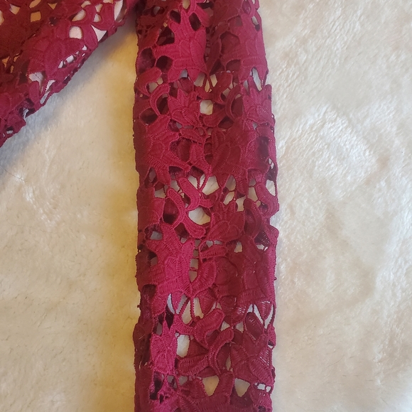 Sweater GREAT CONDITION - Picture 9 of 9